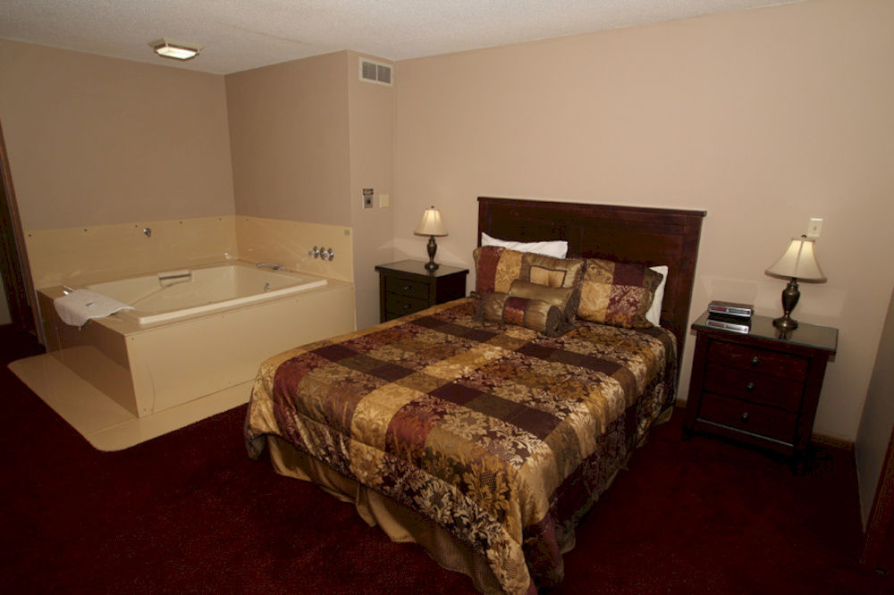 West Oaks Hotel Arnolds Park ภายนอก รูปภาพ